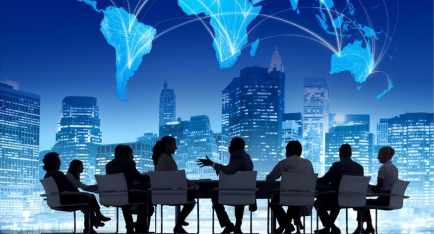 people are talking infront of a building